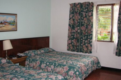 Hotel Las Espuelas 004